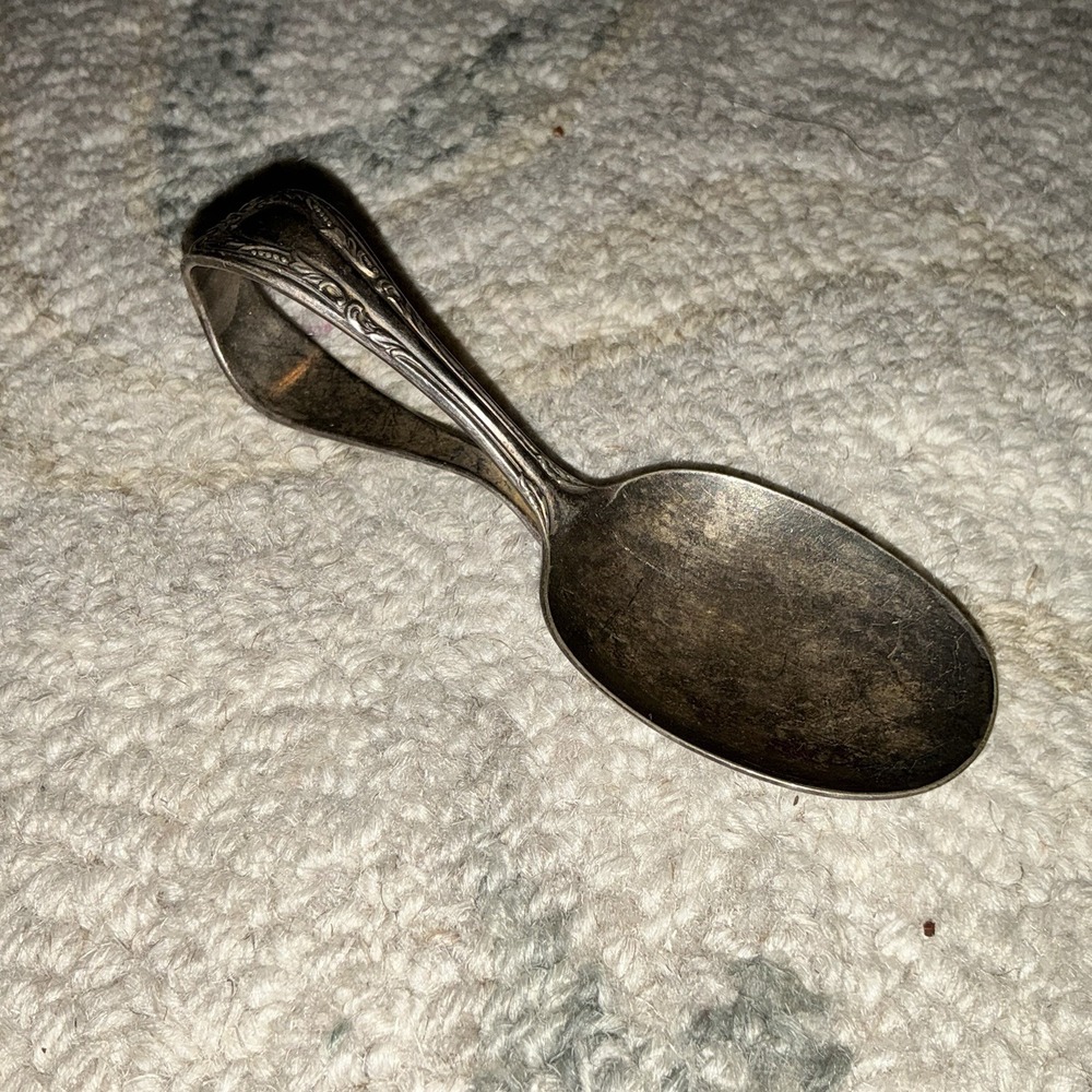 Vintage Wm A Rogers Oneida Ltd. Bent Curved Baby Toddler Spoon
